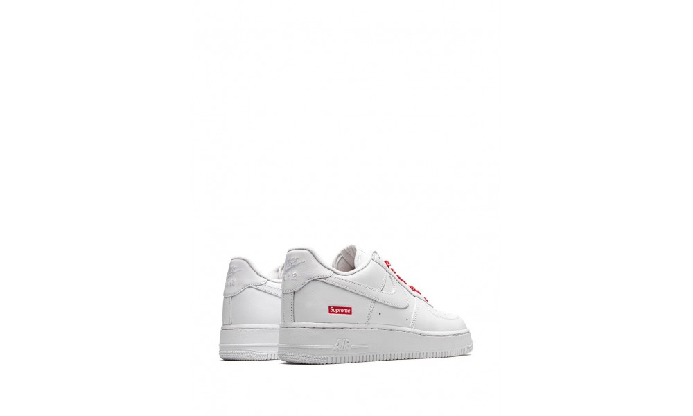 Nike Air Force 1 Supreme